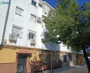 Vista exterior de Pis en venda en  Sevilla Capital amb Terrassa