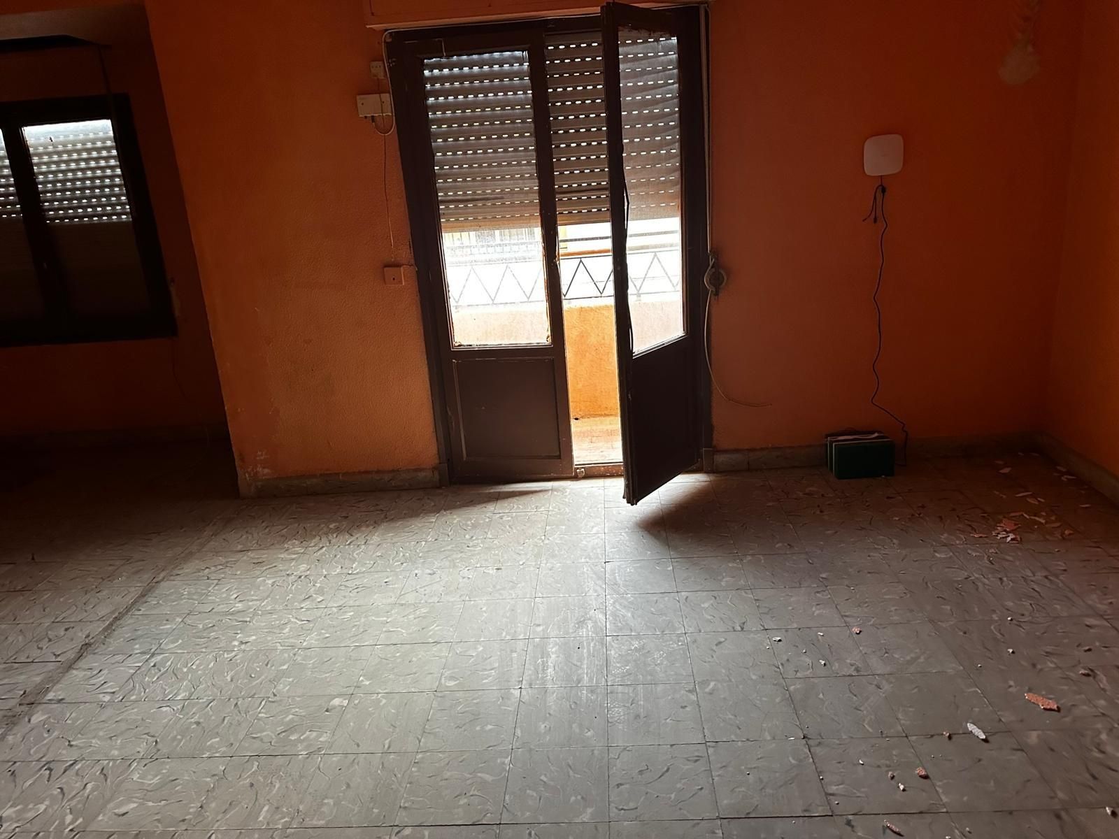 Flat for sale in Plaza de Toros - Avenida Chapí - Trinquete  , Elda