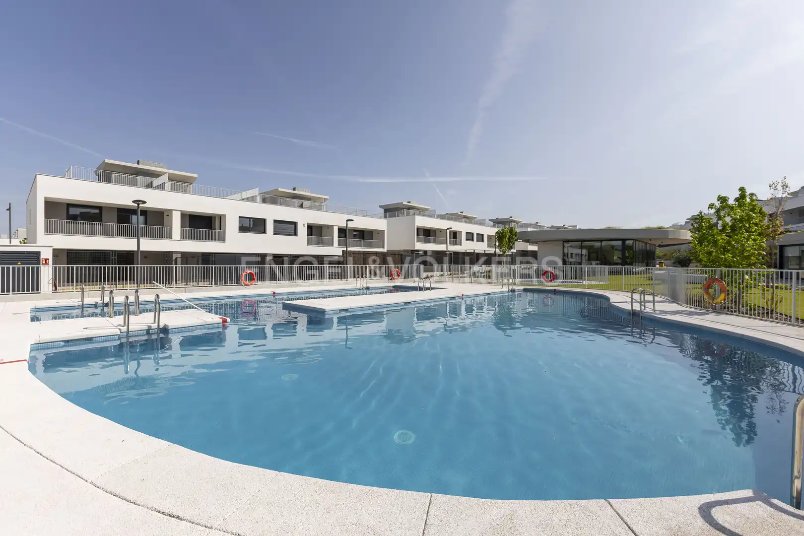 Swimming pool of Detached homes for rent in Boadilla del Monte  with Air Conditioner, Heating and Private garden