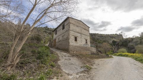 PARCELA CON NAVE DE APEROS EN PLENO VALLE DE LECRÍN