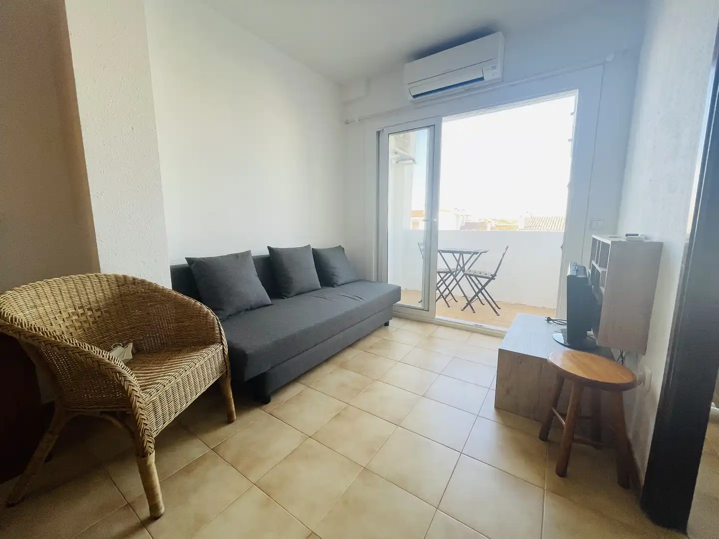 Flat for sale in Carrer Alberes, imagen 4
