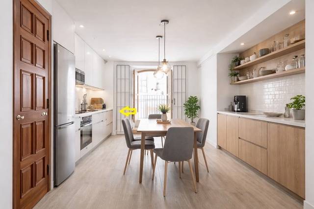 Piso en Venta en Carrer de sa Creu en Dalt de la Vila - La Marina