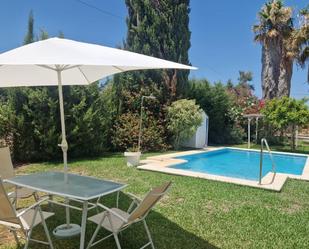 Jardí de Casa o xalet en venda en Chiclana de la Frontera amb Aire condicionat, Calefacció i Jardí privat
