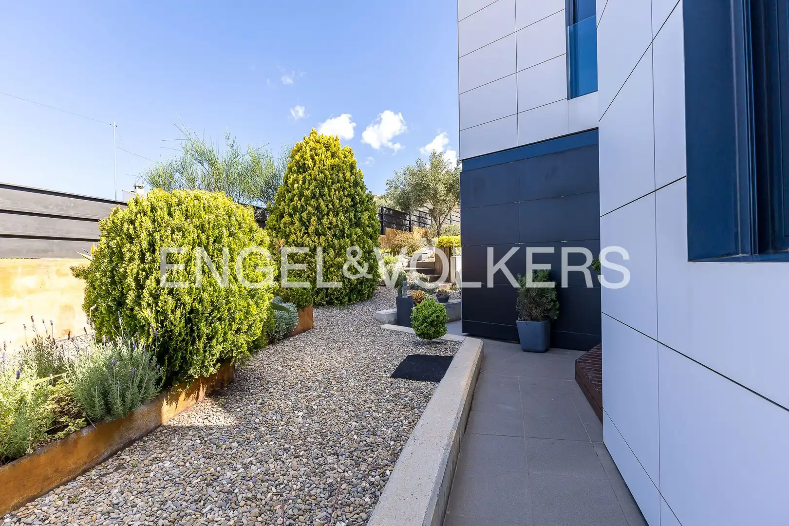 Terrassa de Casa o xalet en venda en Cunit amb Aire condicionat, Calefacció i Jardí privat