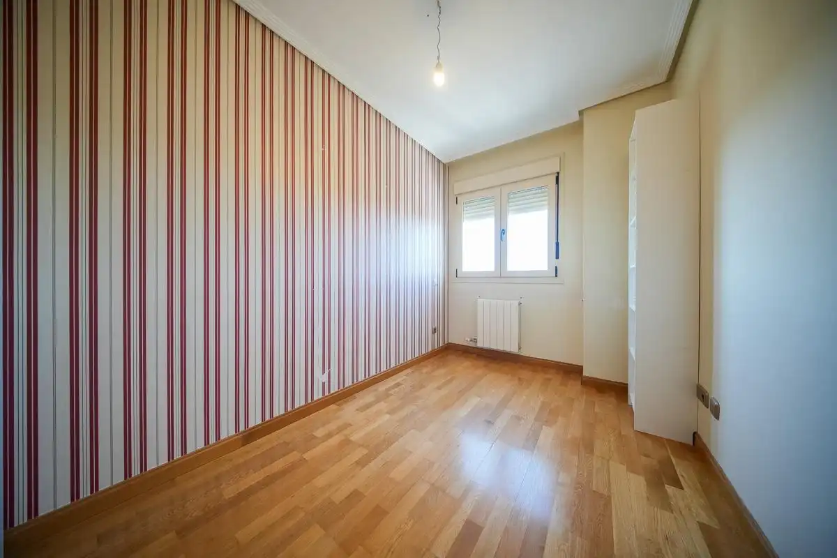 Bedroom of Flat for rent in Madrid  with Air Conditioner, Heating and Terrace