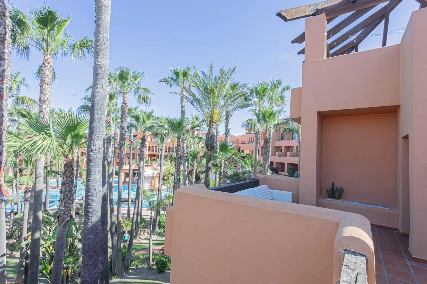 Vista exterior de Apartament en venda en Chiclana de la Frontera amb Piscina comunitària