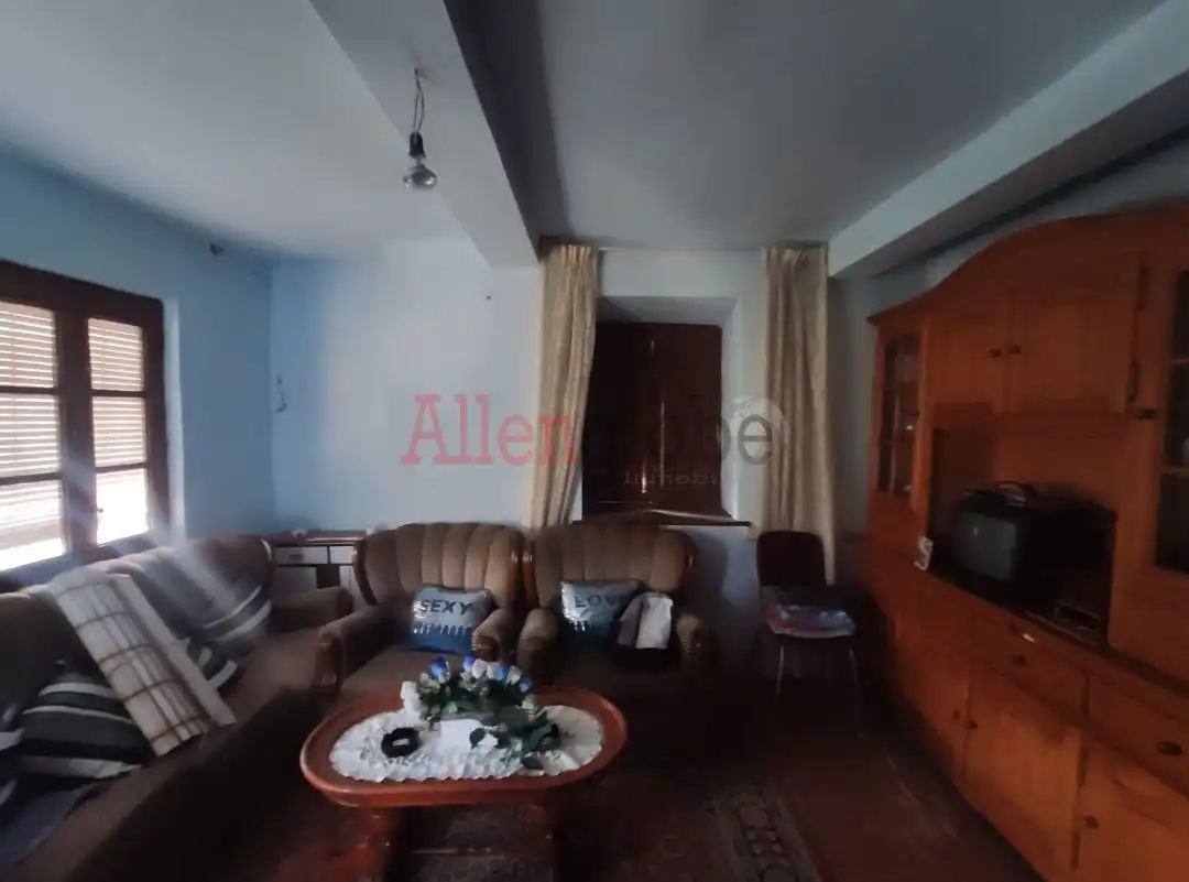 Sala d'estar de Casa o xalet en venda en Oviedo 