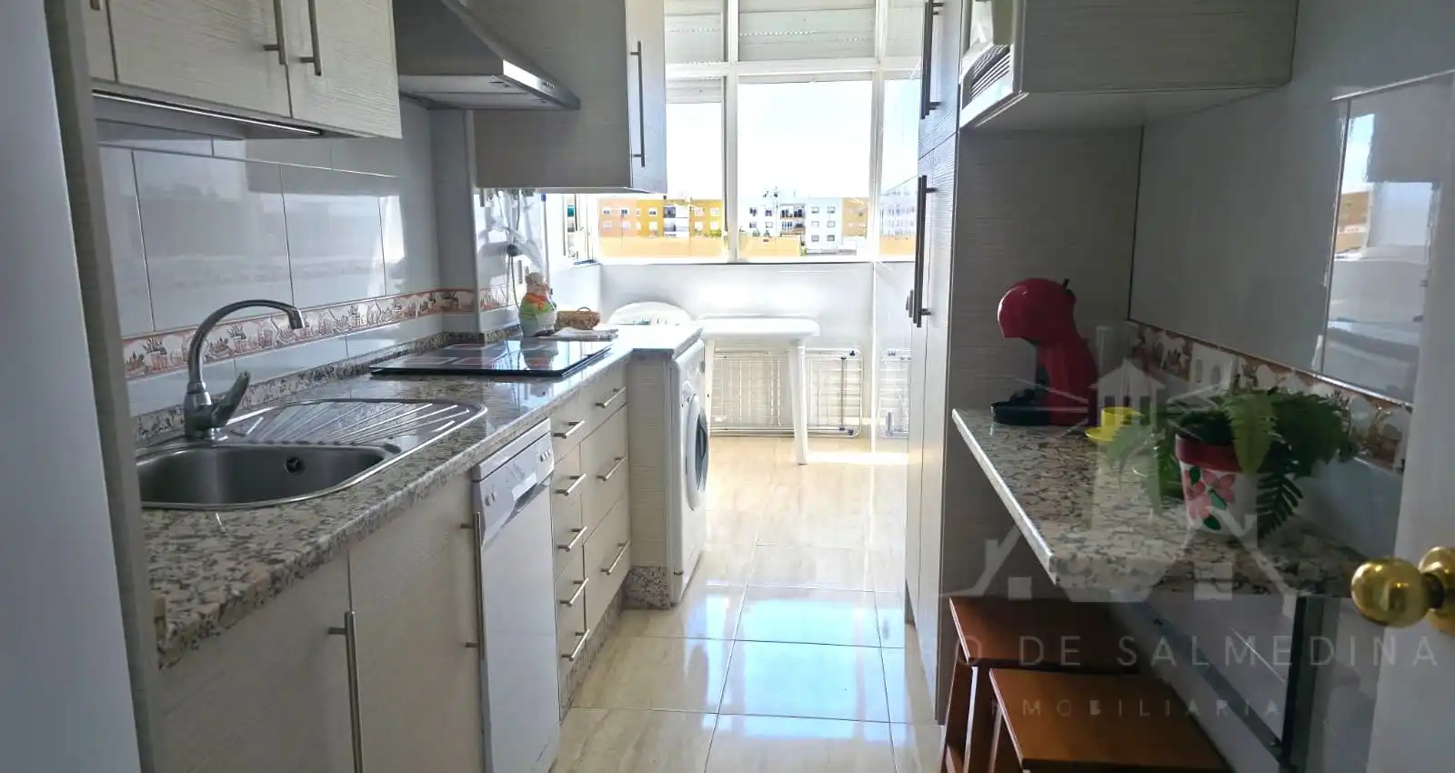 Kitchen of Flat for sale in Chipiona  with Terrace and Furnished