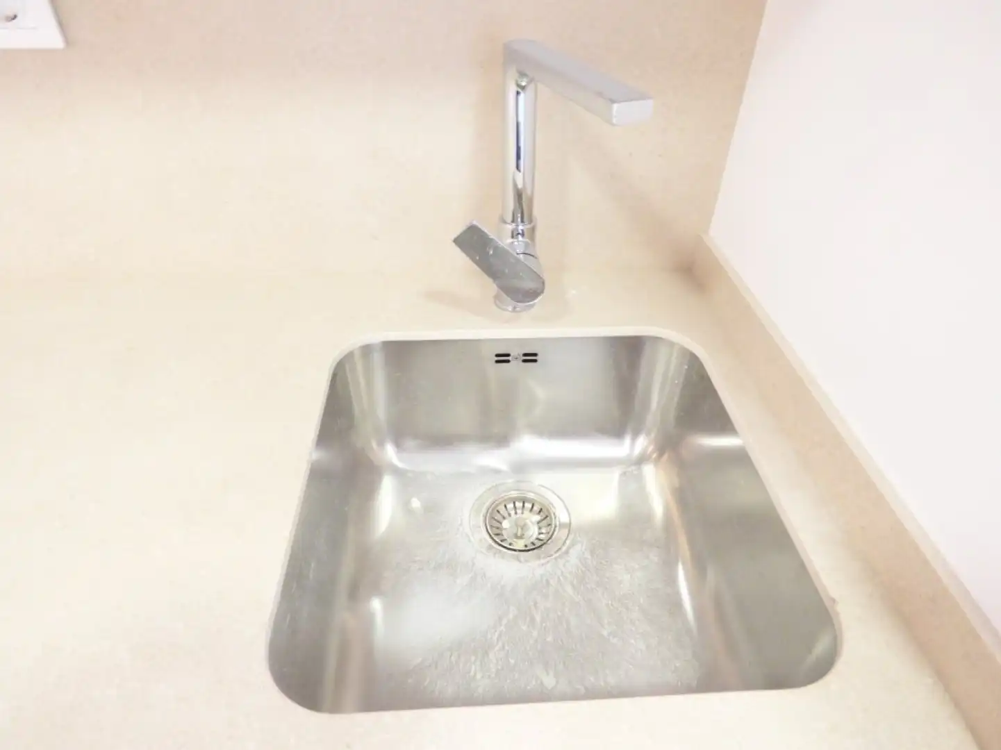Kitchen of Flat for rent in Madrid  with Air Conditioner, Heating and Private garden