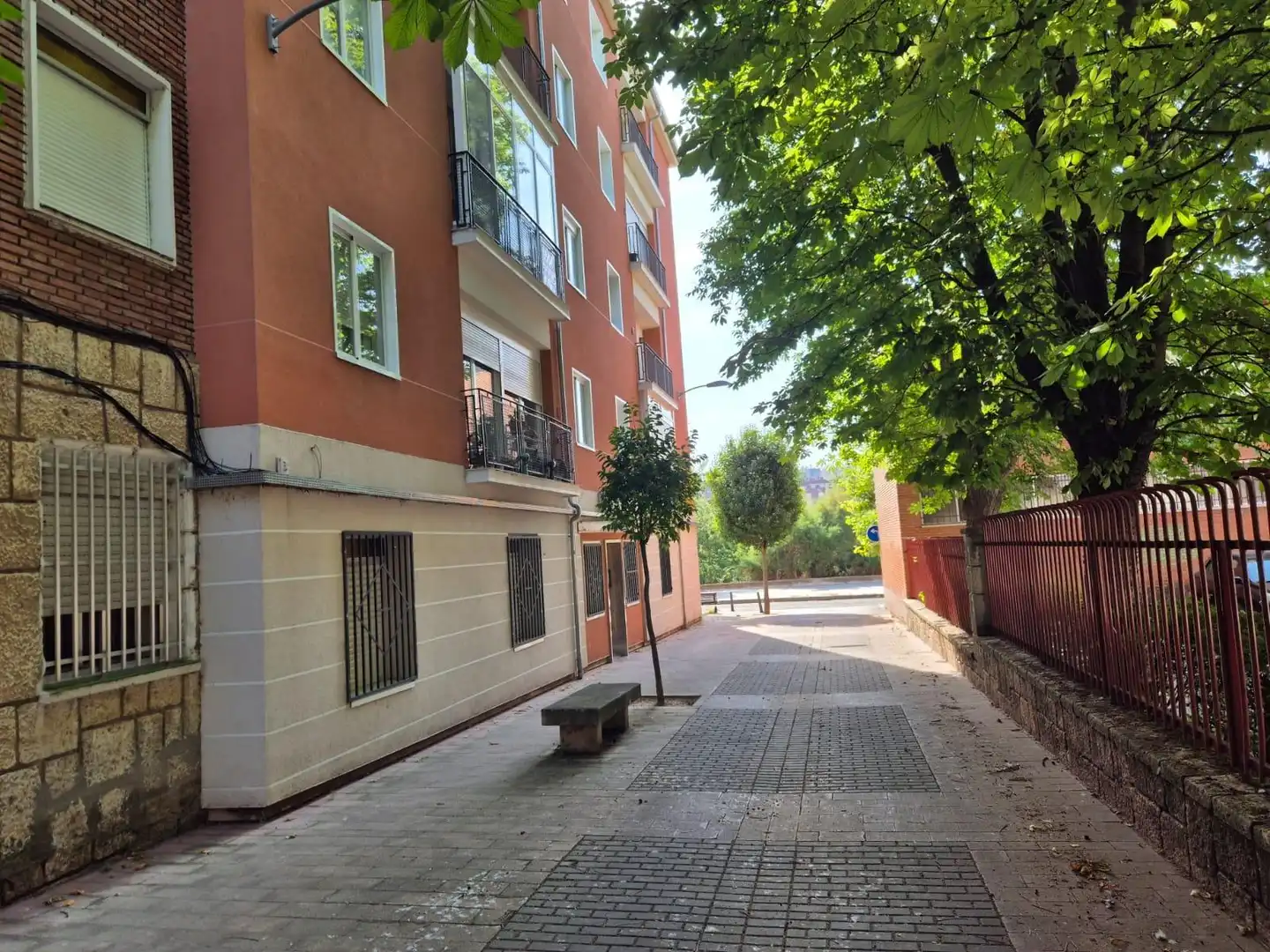 Vista exterior de Pis en venda en Valladolid amb Calefacció i Balcó