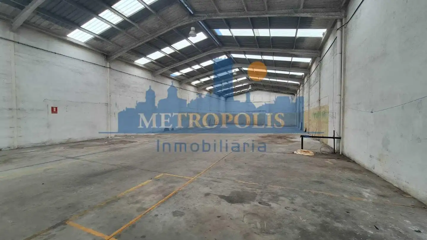 Außenansicht von Fabrikhallen zur Miete in Burriana / Borriana