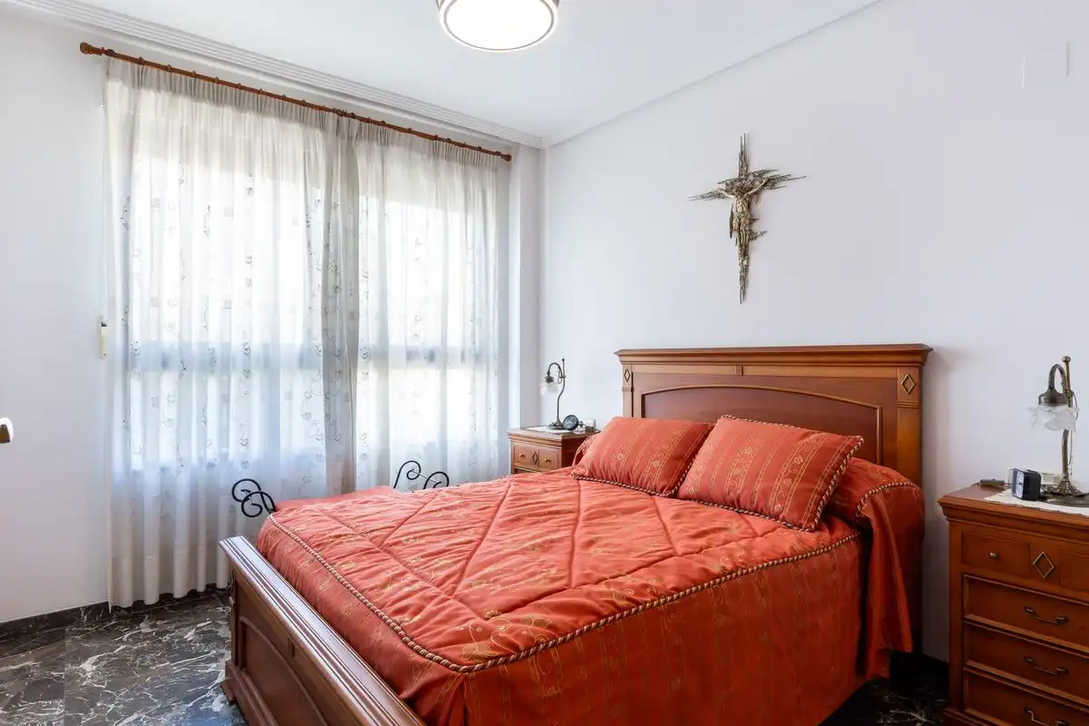 Habitación de Piso en venta en Valencia con Aire acondicionado, Calefacción y Jardín privado