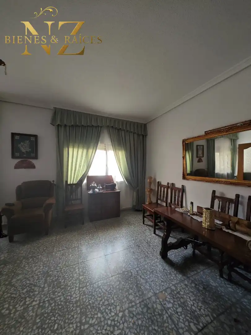 Casa amb terrassa en venda a Calle Ajofrín, imagen 5