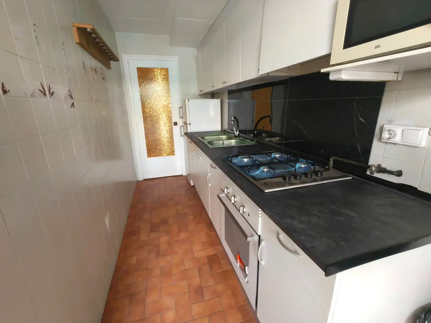 Kitchen of Flat for sale in Pineda de Mar  with Parquet flooring, Terrace and Furnished