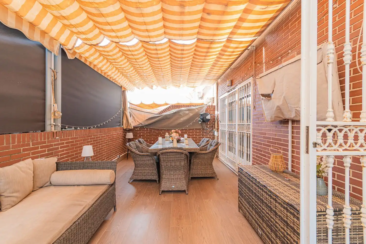 Terrace of Houses for sale in Fuenlabrada  with Air Conditioner, Heating and Storage room