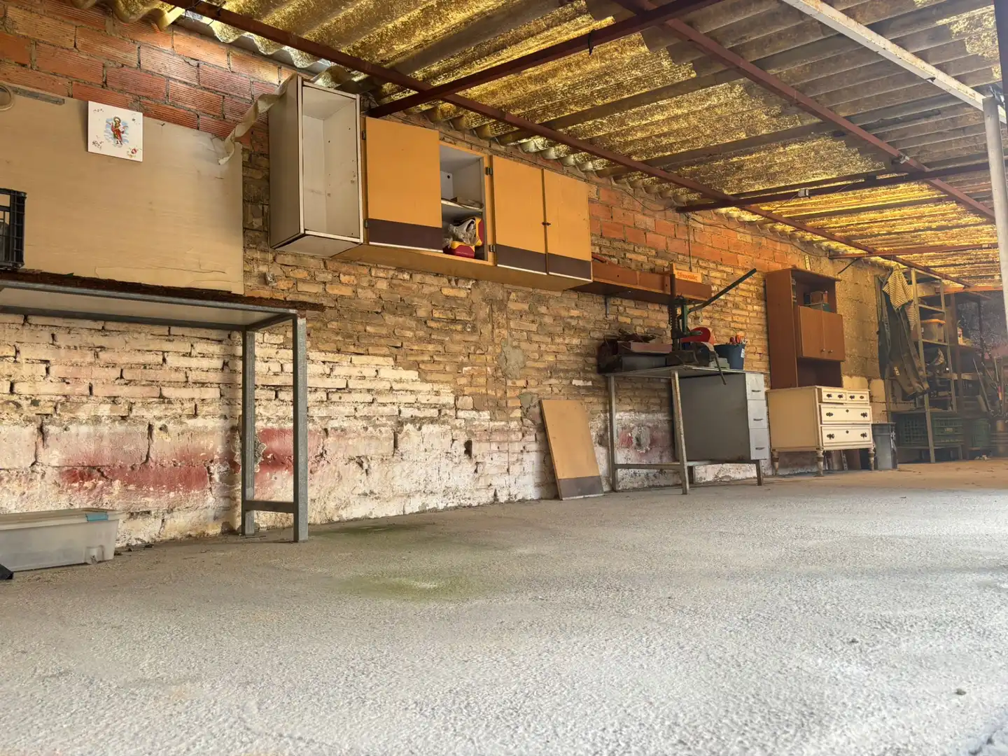 Einfamilien-Reihenhaus zum Verkauf in Valencia mit Klimaanlage, Terrasse und Abstellraum