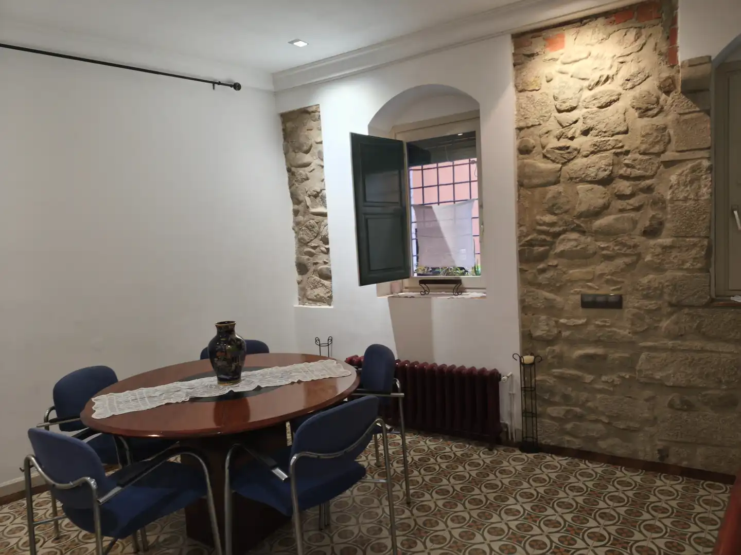Comedor de Dúplex de alquiler en Girona con Calefacción, Amueblado y Horno