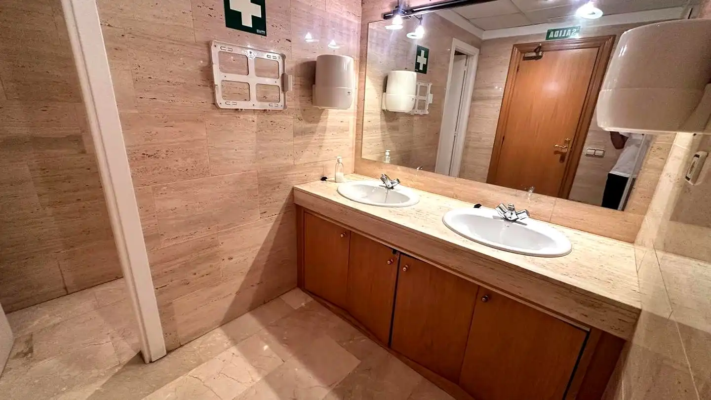 Business premises for sale in Duques De Nájera, imagen 8