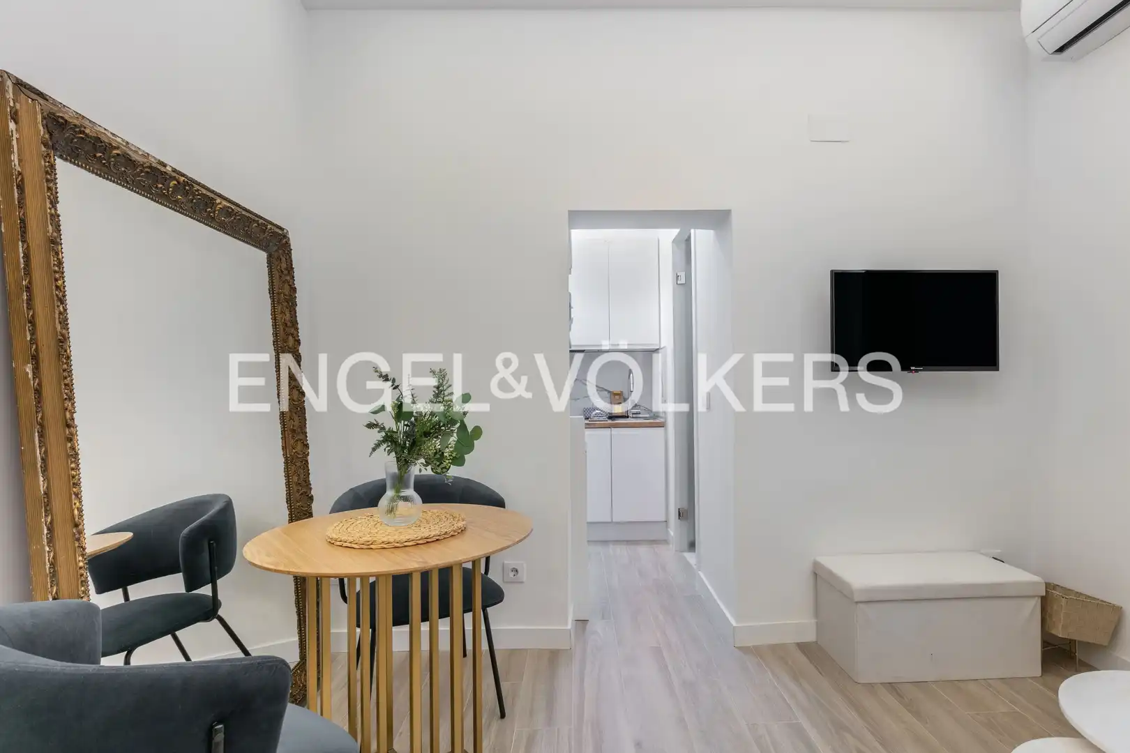 Sala de estar de Piso en venta en Madrid con Aire acondicionado, Calefacción y Amueblado