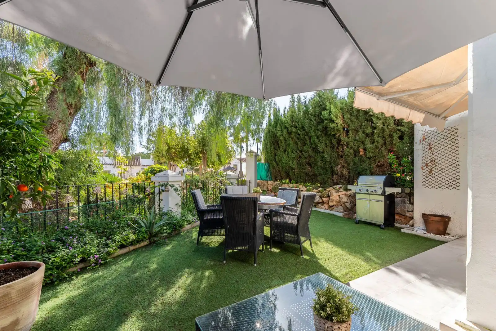 Terrassa de Apartament en venda en Marbella amb Jardí privat, Terrassa i Moblat