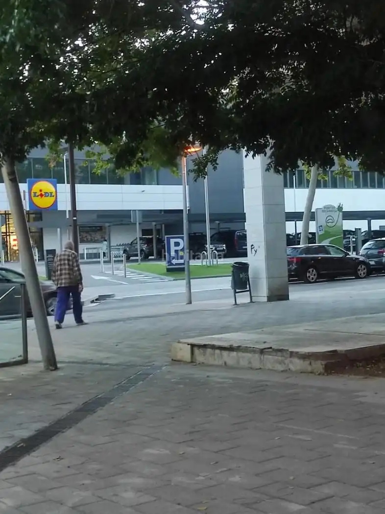 Individual de lloguer a Carrer Can Castells 1, imagen 3