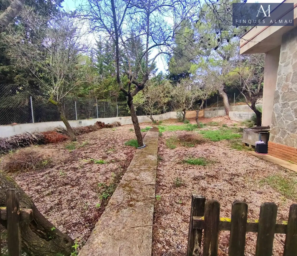 Casa rústica amb jardí en venda a Nord, imagen 4
