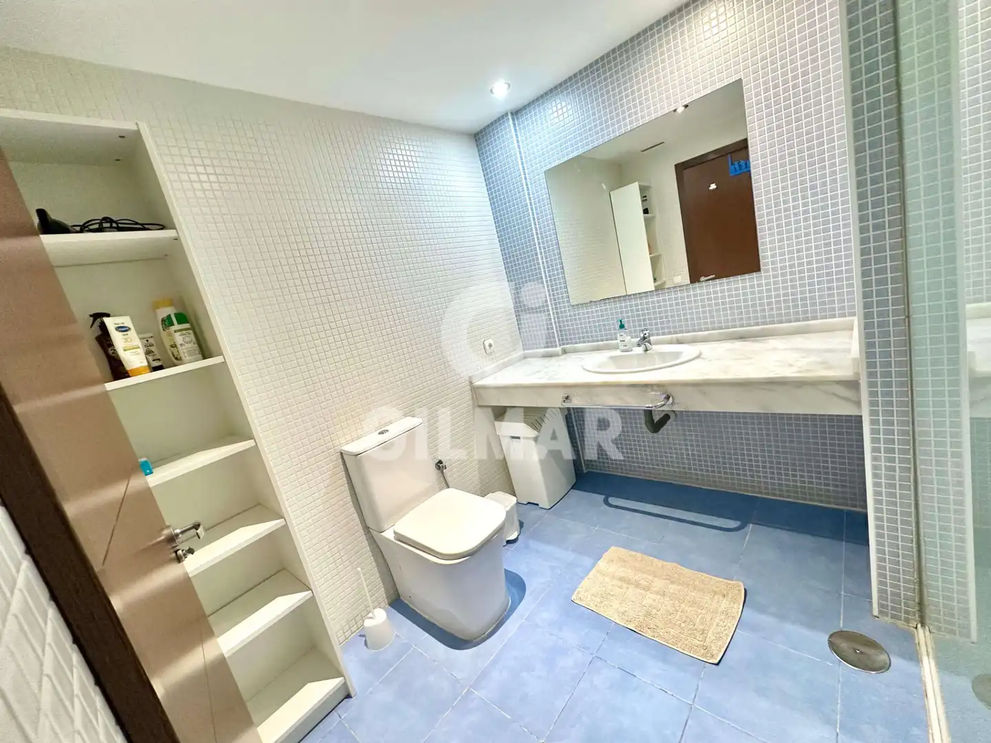Badezimmer von Wohnung zum Verkauf in Arona mit Privatgarten, Terrasse und Abstellraum