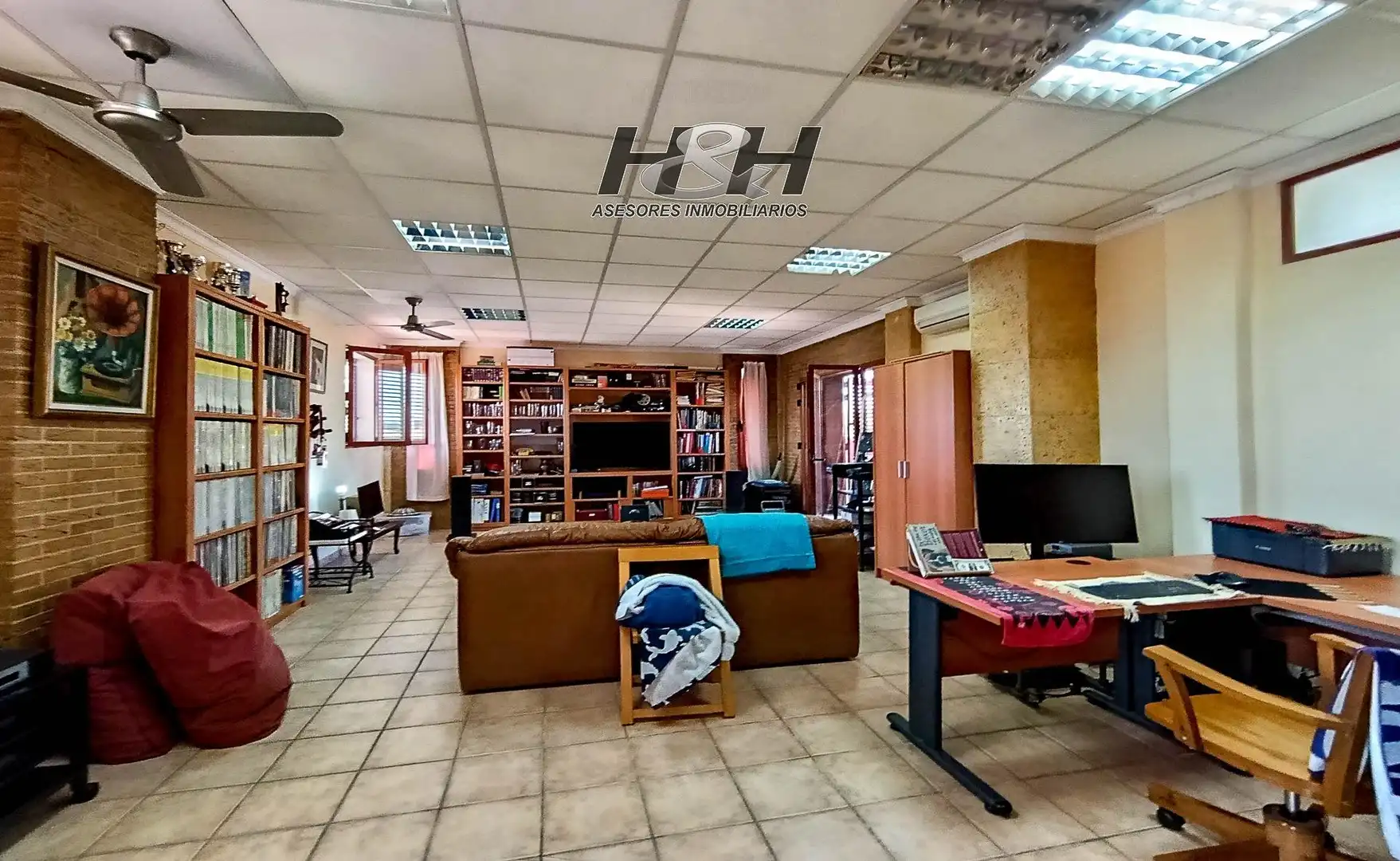 Casa o xalet en venda en Riba-roja de Túria amb Aire condicionat, Calefacció i Jardí privat