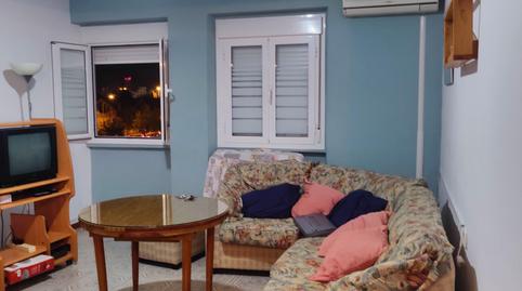 Foto 4 de Pis de lloguer a Calle Tarfia, Sector Sur  - La Palmera - Reina Mercedes,  Sevilla Capital