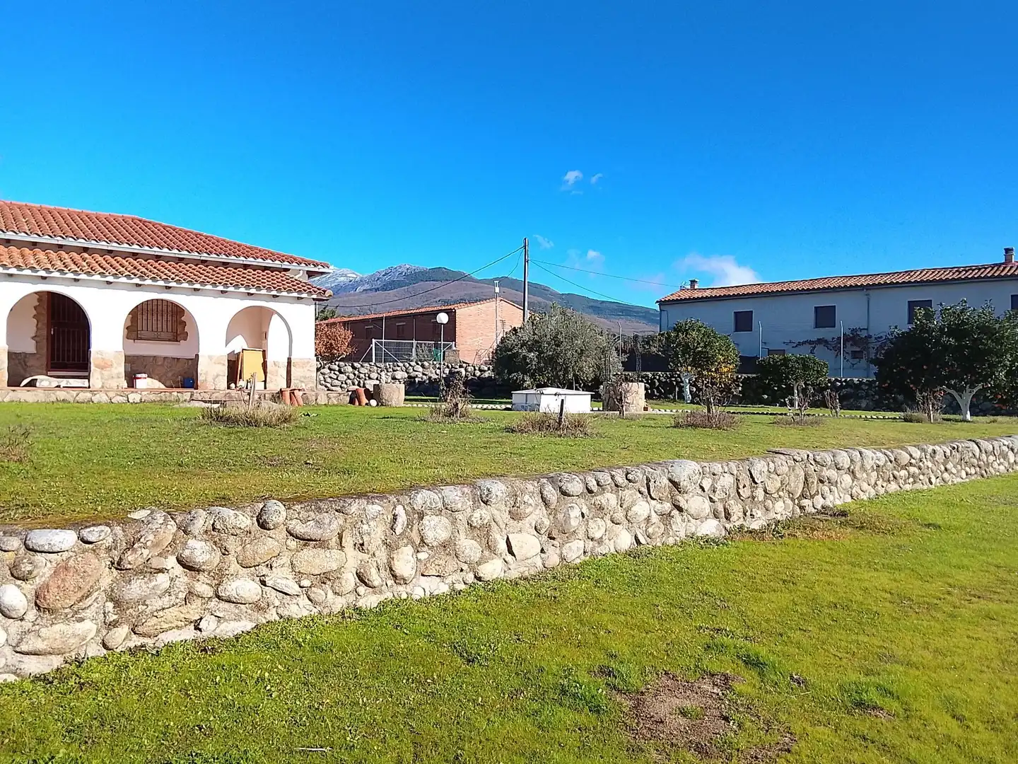 Vista exterior de Terreno en venta en Candeleda