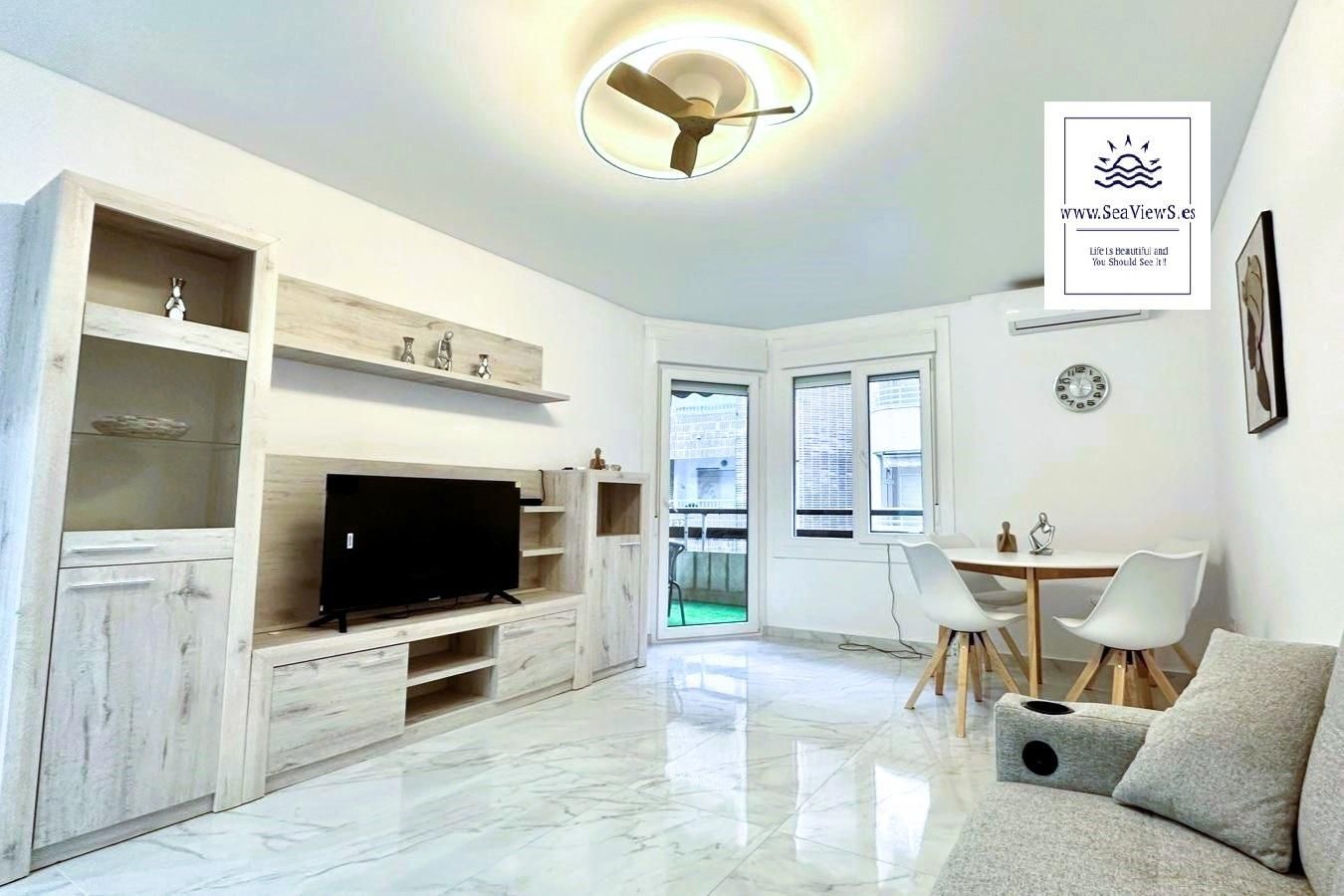 Living room of Apartment for sale in Torrevieja  with Air Conditioner, Heating and Terrace