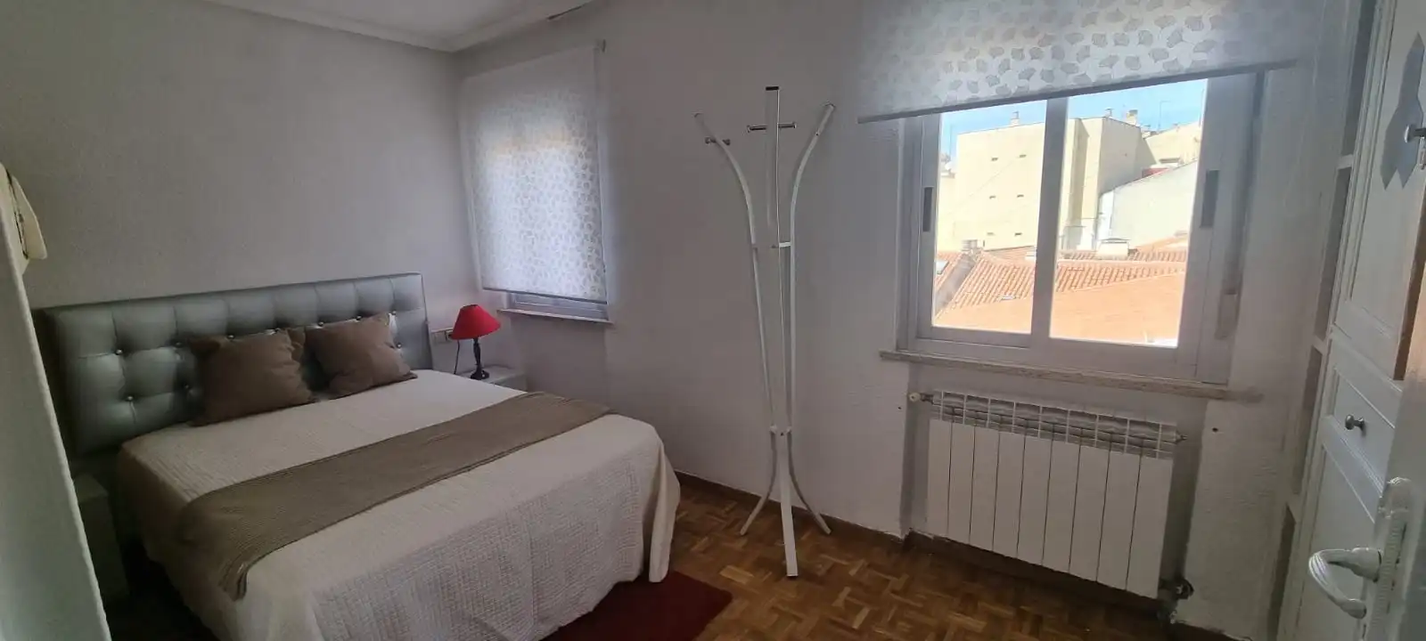 Dormitori de Pis en venda en Salamanca amb Calefacció, Parquet i Terrassa