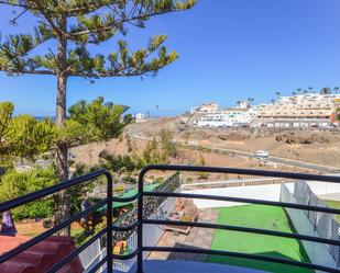 Vista exterior de Dúplex en venda en Mogán amb Terrassa i Balcó