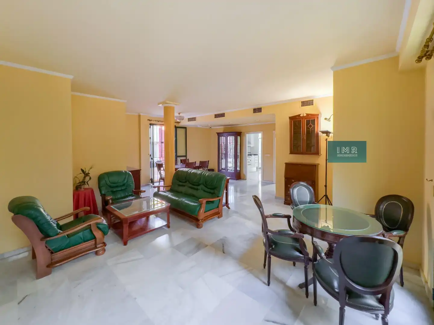 Living room of Duplexes for sale in Sevilla  with Air Conditioner, Storage room and Community pool