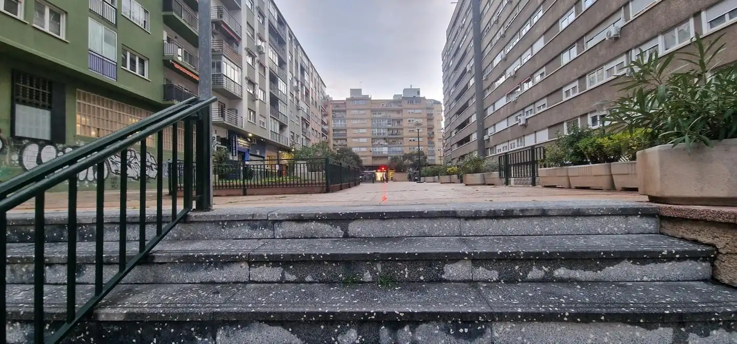 Vista exterior de Piso en venta en Zaragoza con Calefacción, Terraza y Trastero
