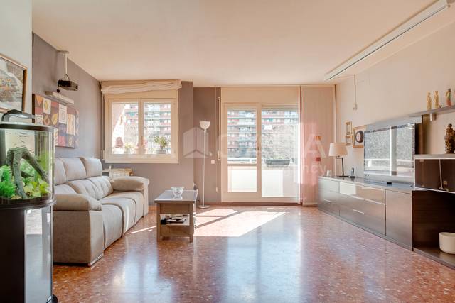 Piso en Venta en Sant Martí de Provençals