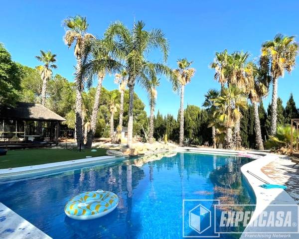 Casa-chalet en Venta en La Conarda - Montesano