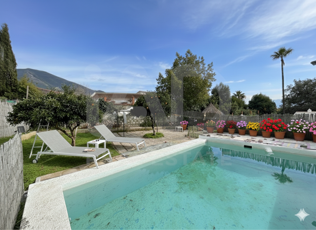 Jardín de Casa o chalet en venta en Alhaurín El Grande con Aire acondicionado, Calefacción y Piscina