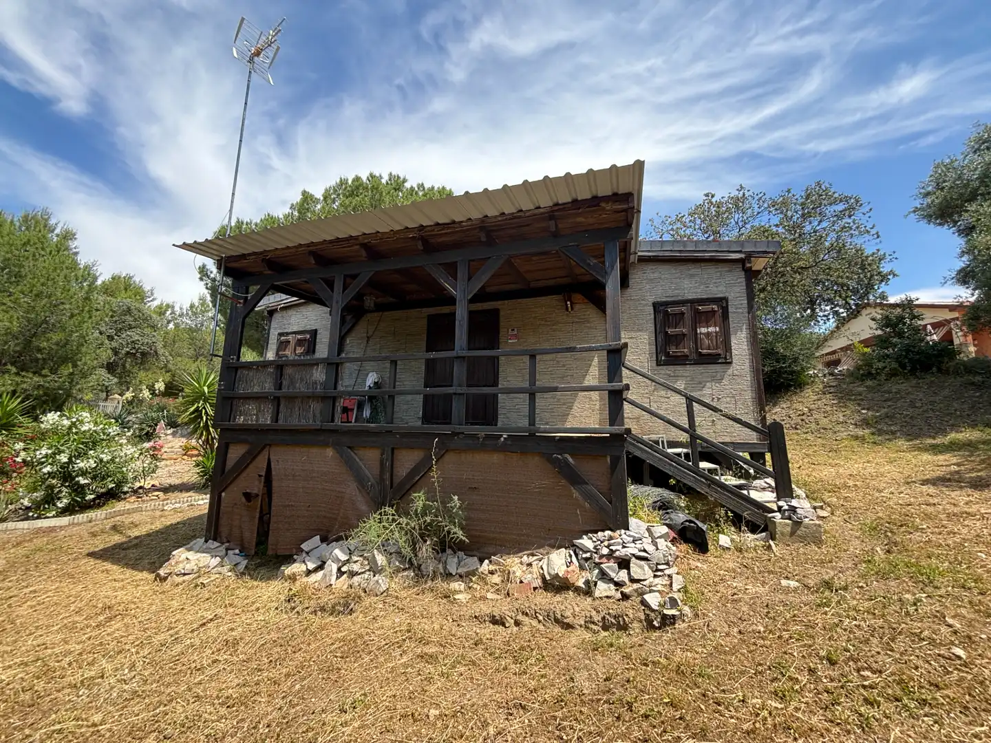 Vista exterior de Finca rústica en venda en Andújar amb Aire condicionat, Jardí privat i Piscina
