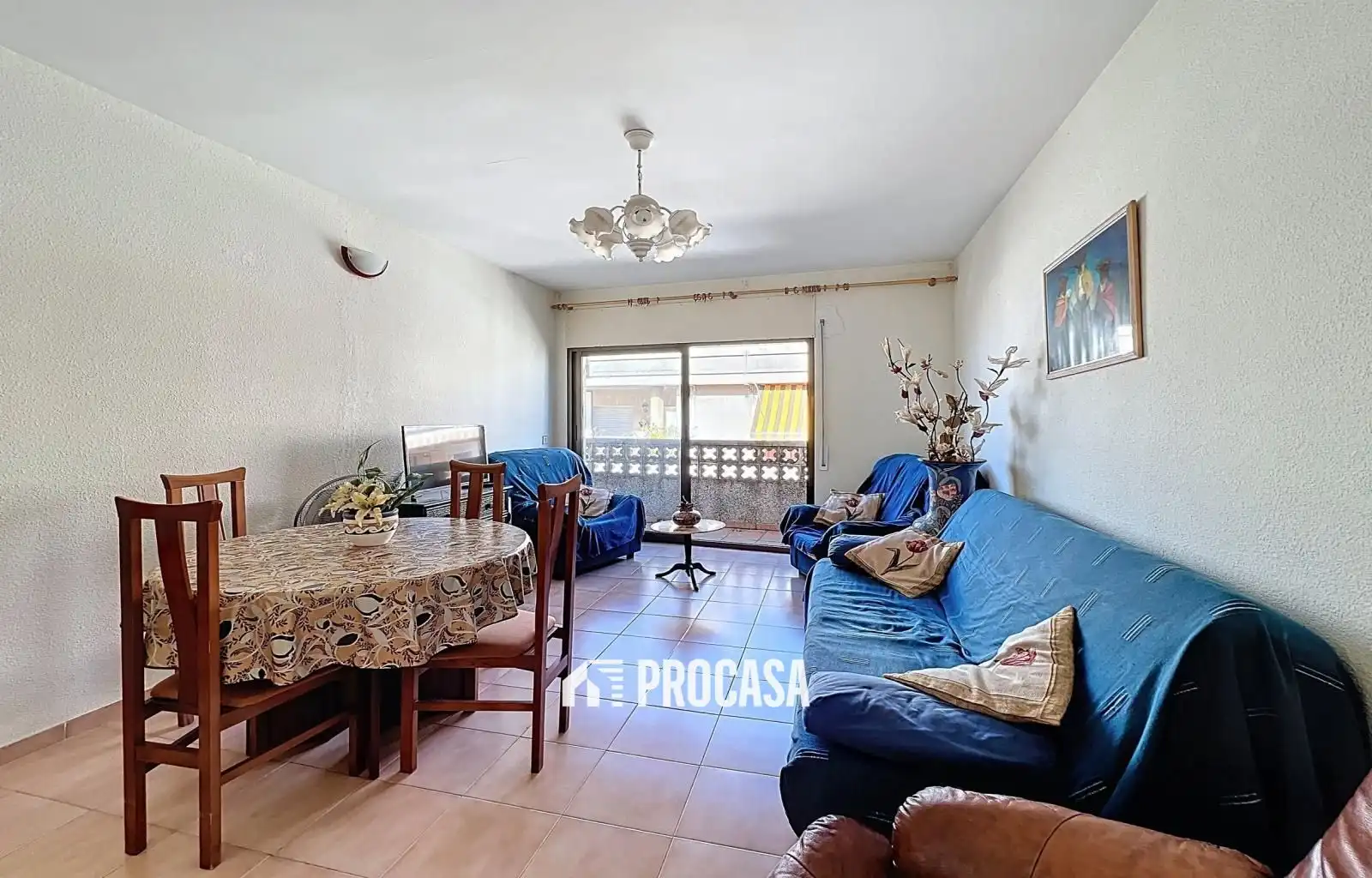 Sala d'estar de Pis en venda en Roses amb Terrassa, Traster i Moblat