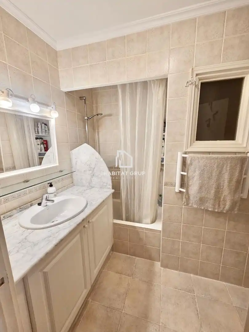 Bathroom of Flat for sale in Maó - Mahón  with Air Conditioner