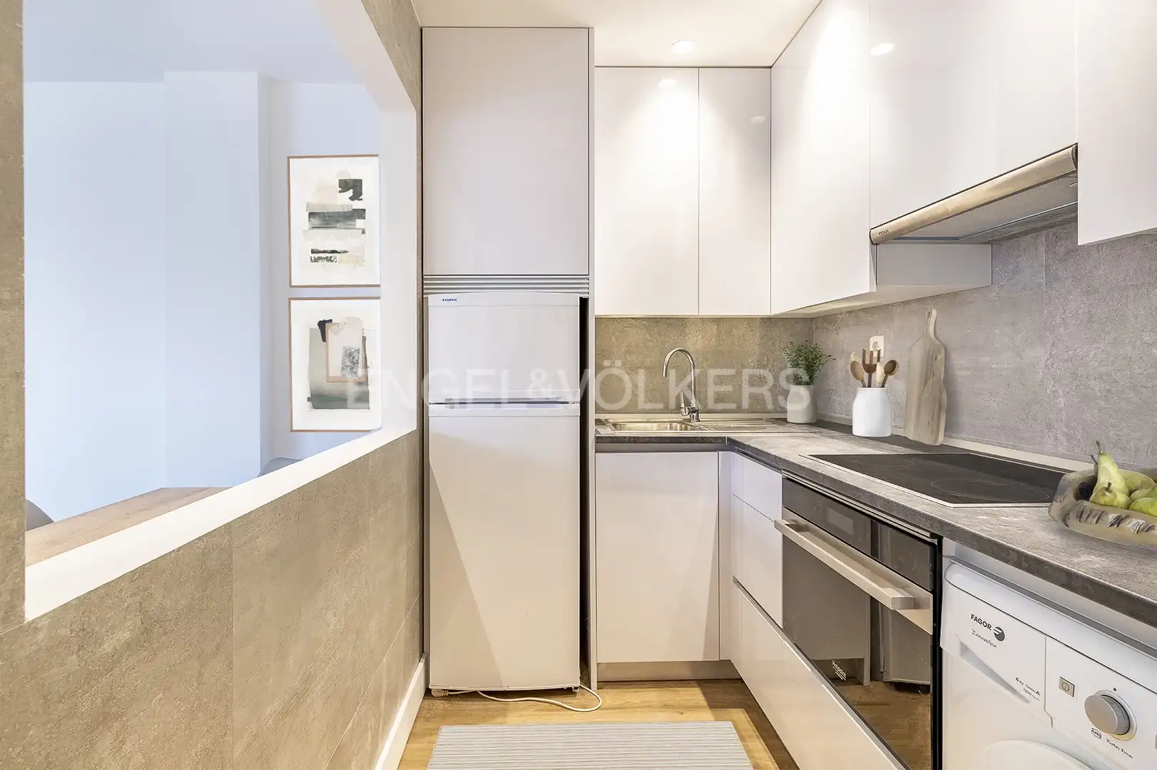 Kitchen of Apartments for rent in Madrid  with Air Conditioner, Heating and Terrace