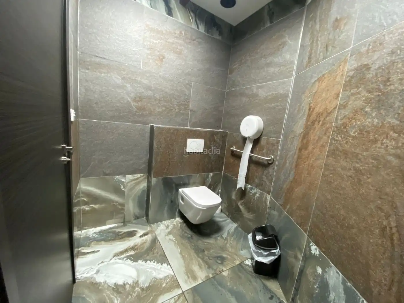 Business premises for sale in Carrer Segon Pati 31, imagen 2