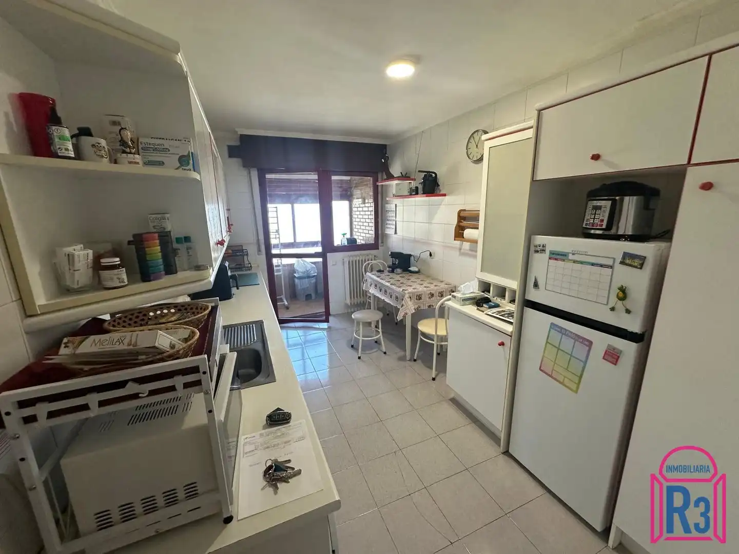 Cocina de Apartamento en venta en León Capital  con Calefacción, Terraza y Trastero