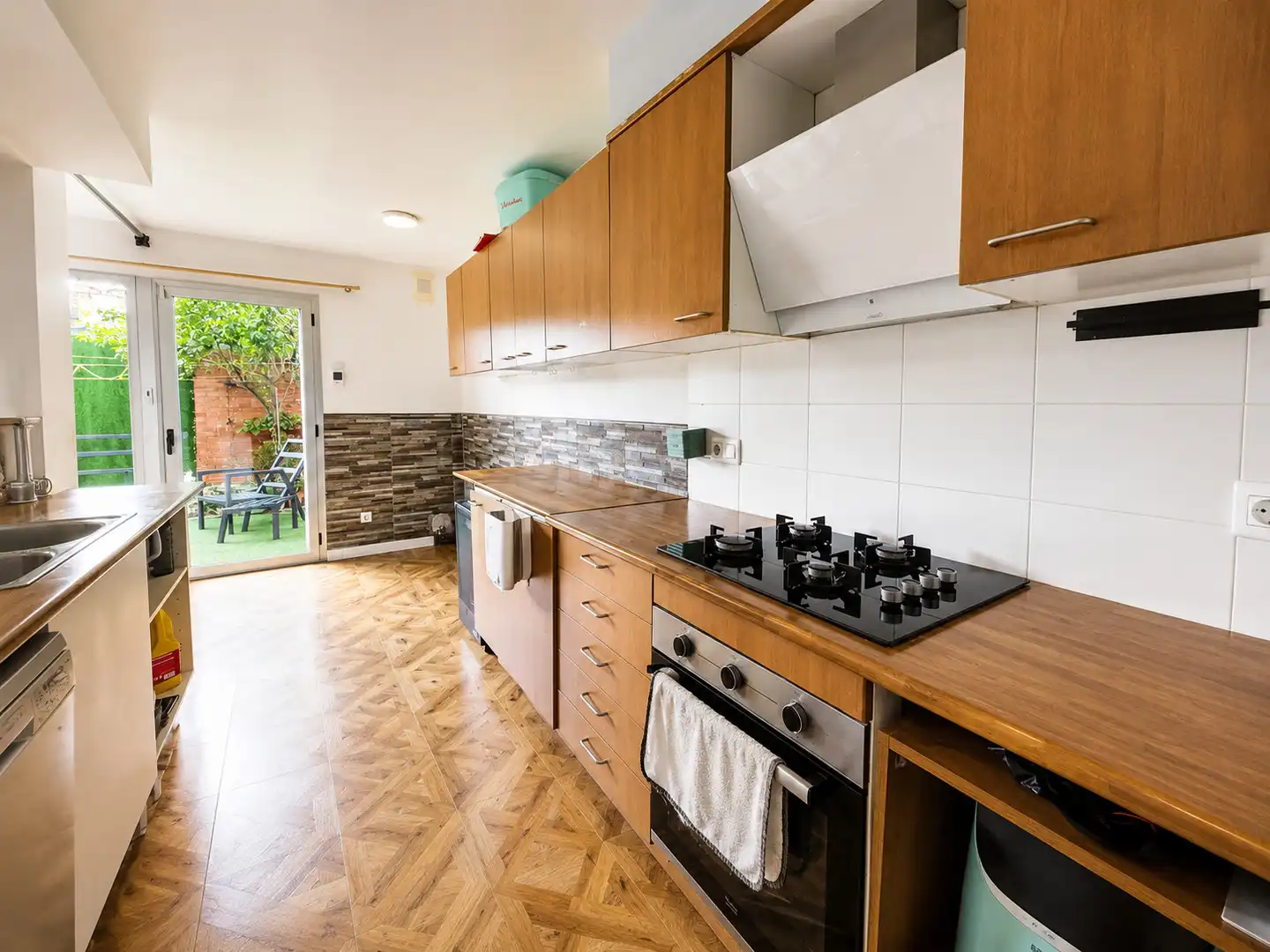 Kitchen of Ground floor for sale in Sabadell  with Air Conditioner, Parquet flooring and Terrace