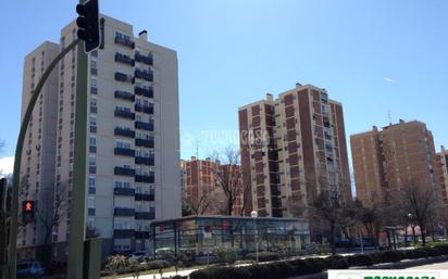 Vista exterior de Pis en venda en  Madrid Capital amb Aire condicionat i Terrassa