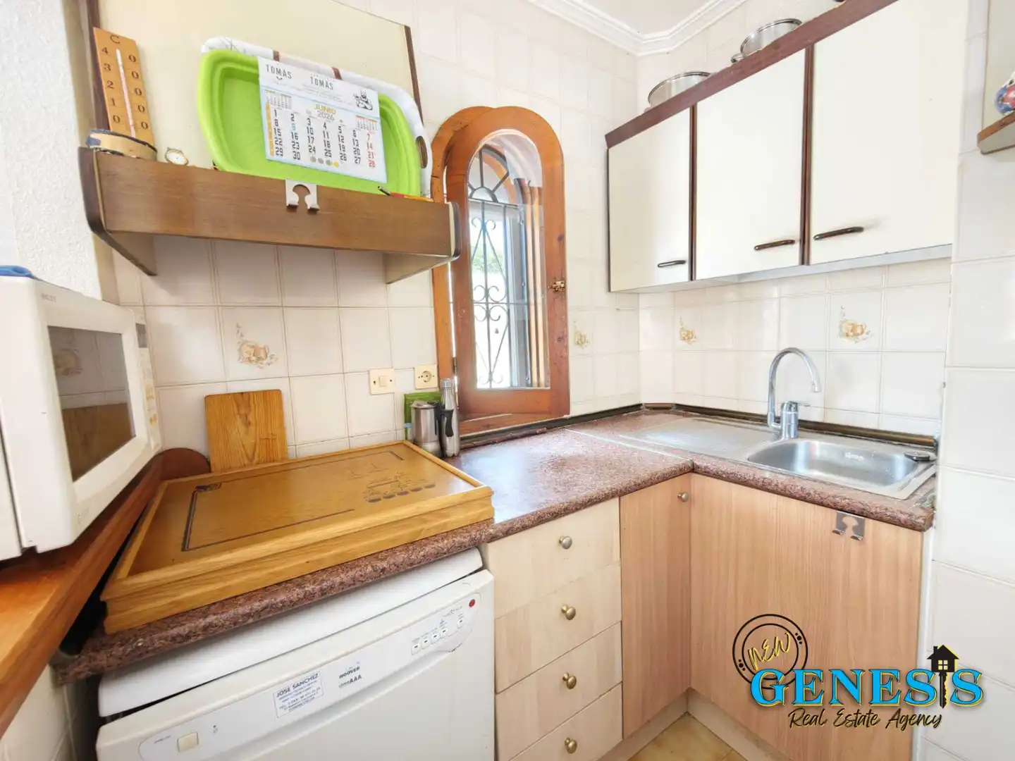 Kitchen of Ground floor for sale in Torrevieja  with Air Conditioner, Private garden and Terrace