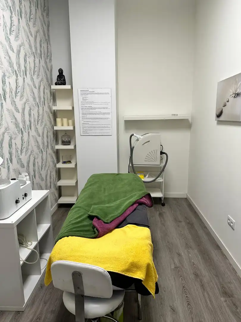 Schlafzimmer von Büro zur Miete in Fuenlabrada