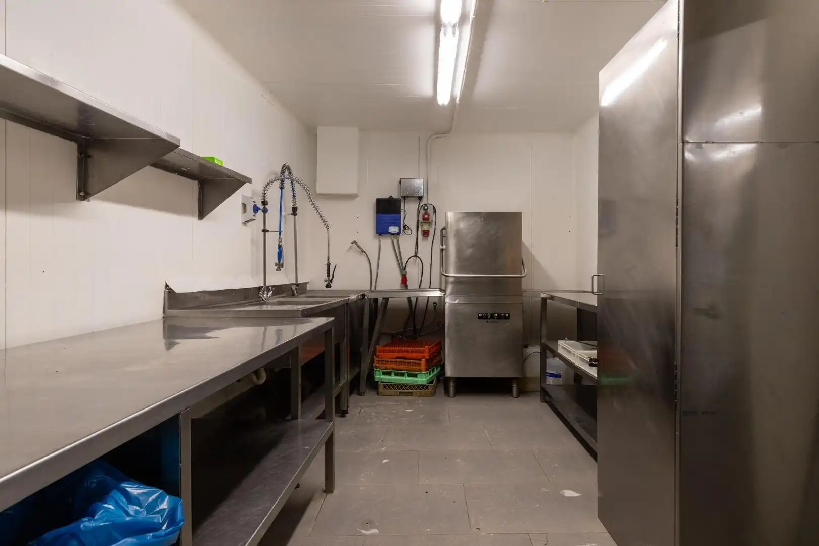 Kitchen of Commercial properties for sale in Sant Cugat del Vallès