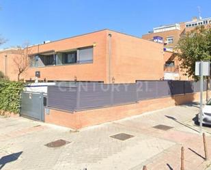 Exterior view of House or chalet for sale in Rivas-Vaciamadrid  with Air Conditioner and Terrace